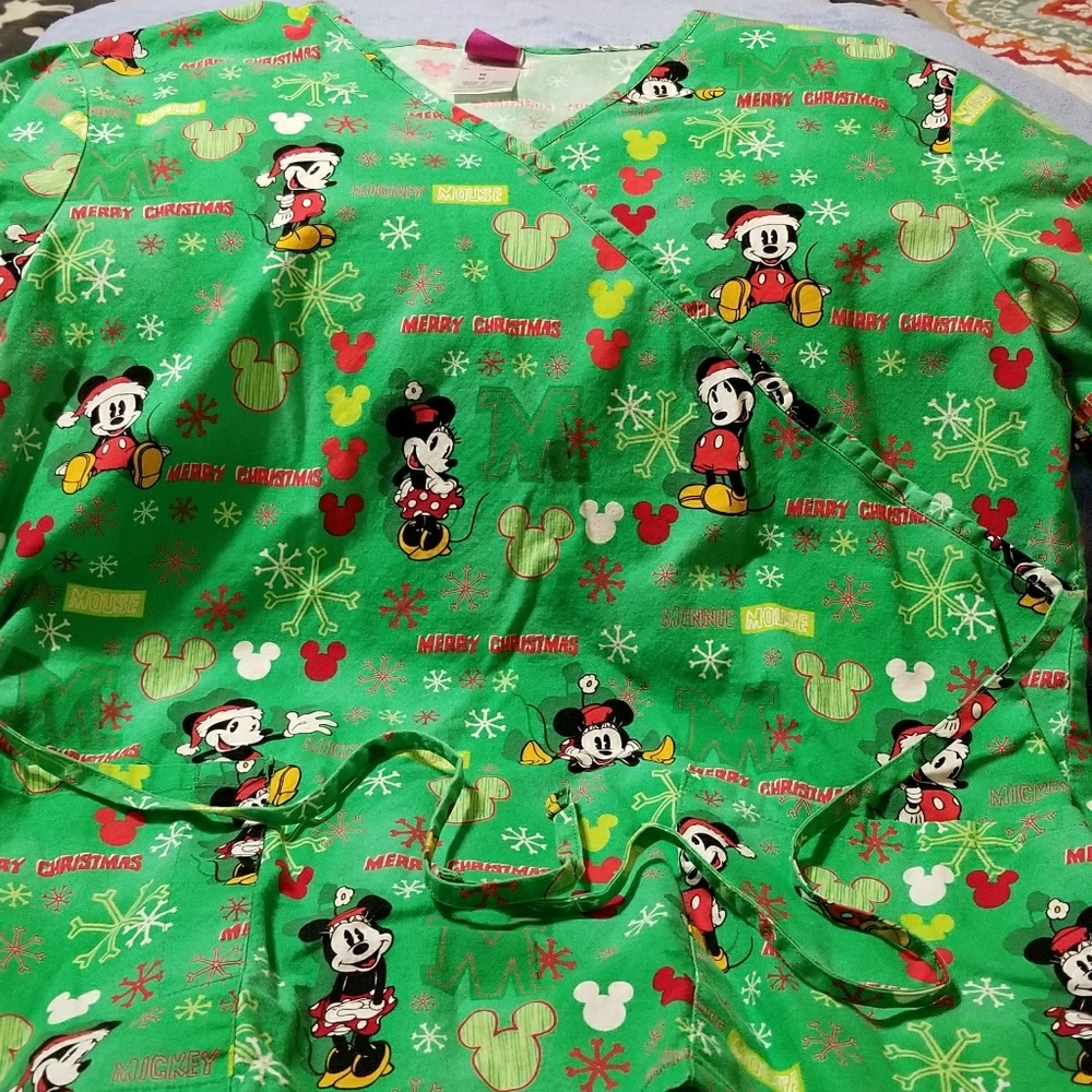 Scrub Top